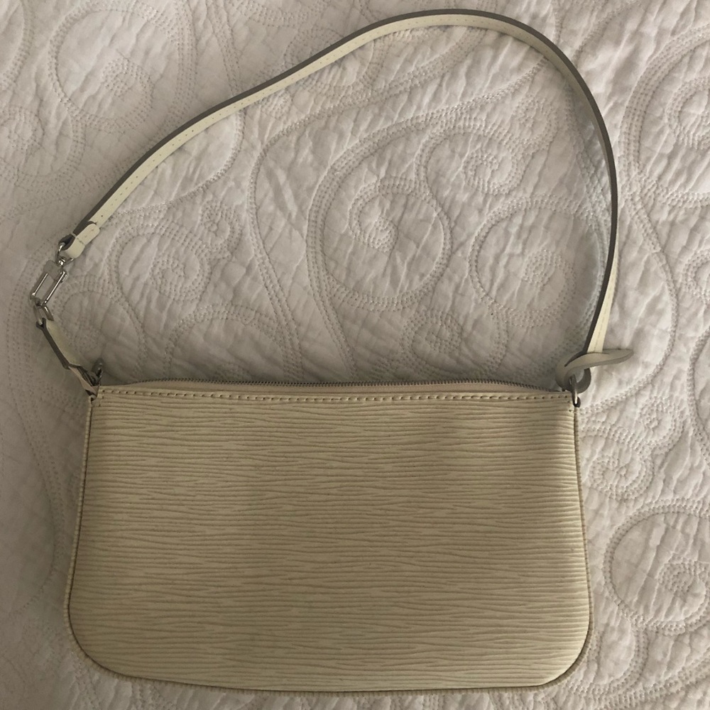 Epi Leather Pouchette NM